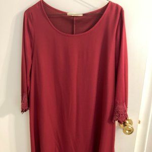 Francesca's Flowy Mini Dress w/ Lace Details | Size Medium | Red